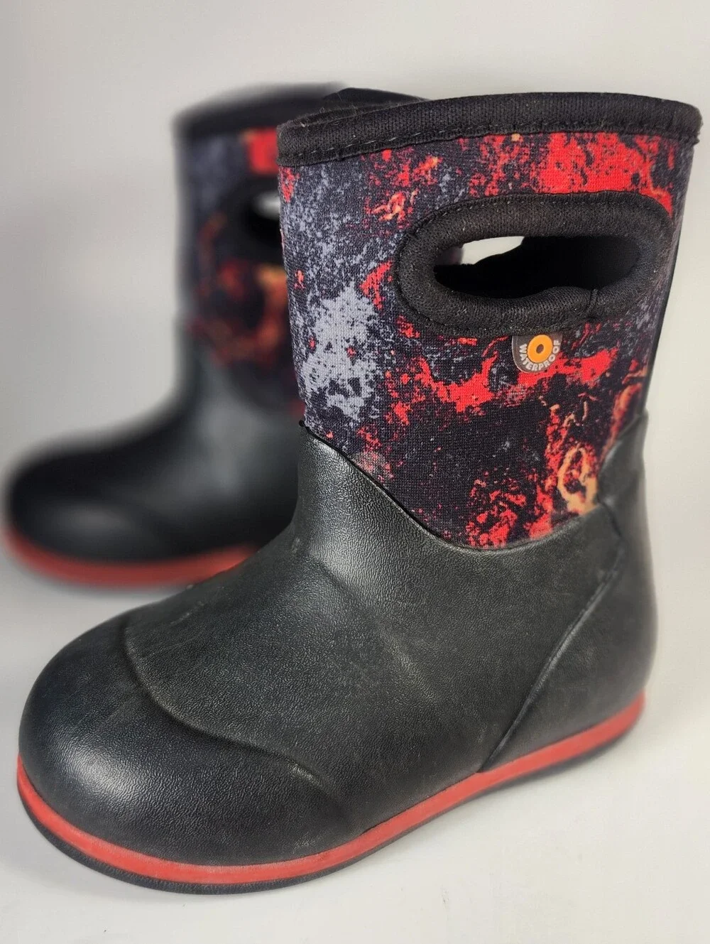 BOGS Baby Classic Acid Camo Boots 8 EU 24 Black Red Waterproof Insulated Shoes